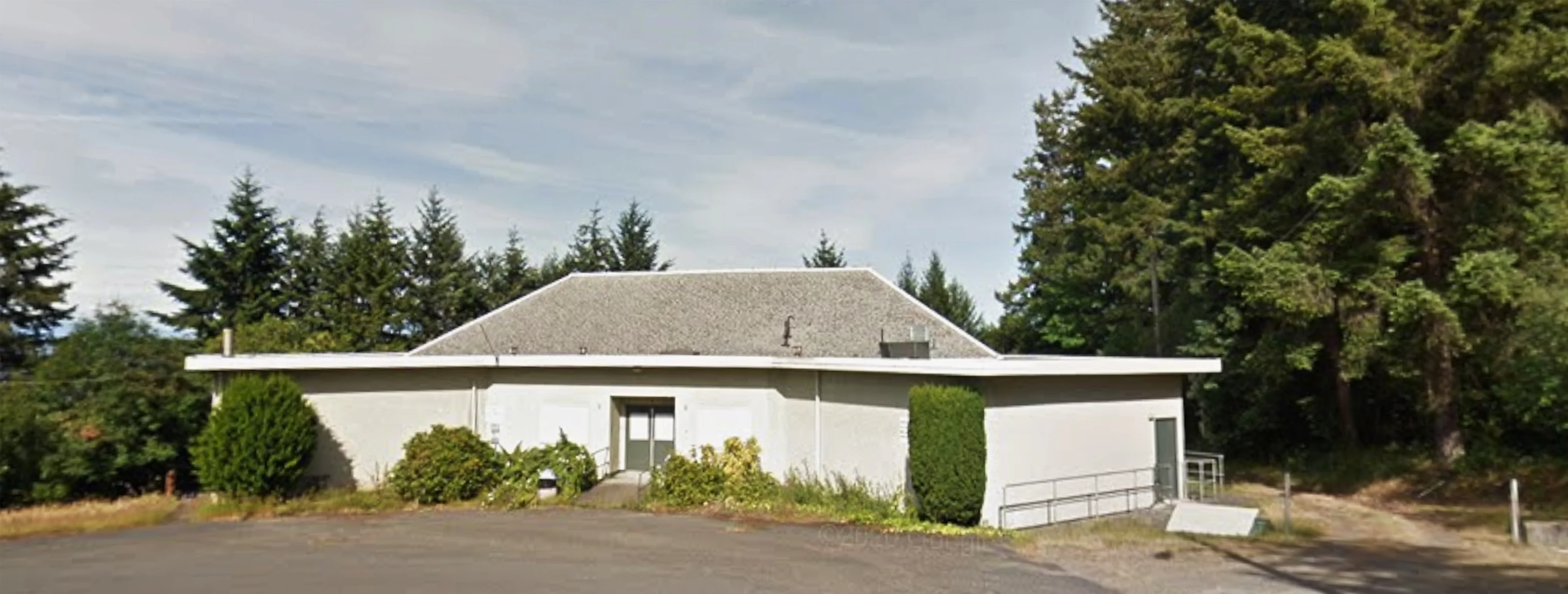 Exterior view of Islamic Centre of Nanaimo Nanaimo building